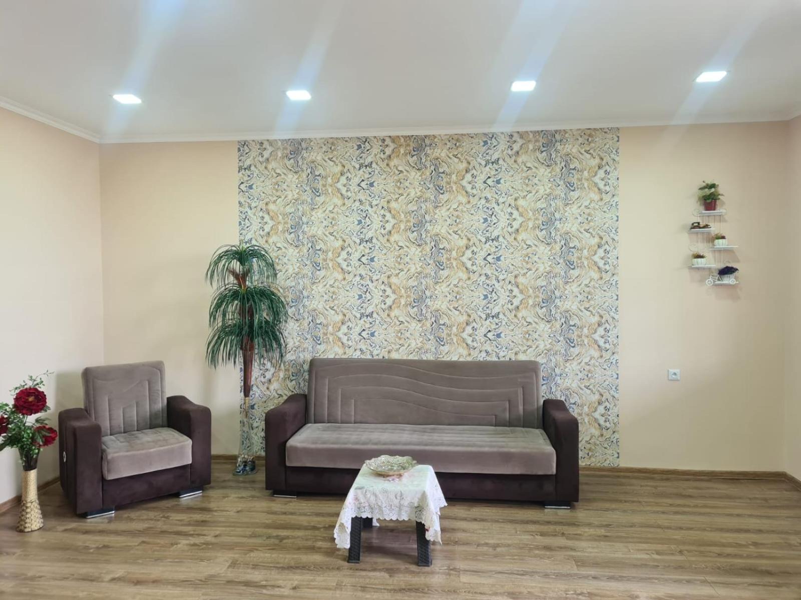 Camellia Hotel Kutaisi Eksteriør billede