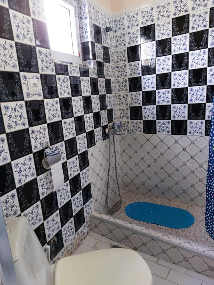 Camellia Hotel Kutaisi Eksteriør billede